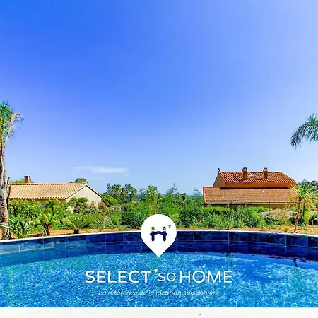 Appartement Select'sohome - T2 Pour 4 Personnes A Saint-clair Au Lavandou Avec Vue Mer, Piscine Et Parking Prive - 180sud-c02 Le Lavandou